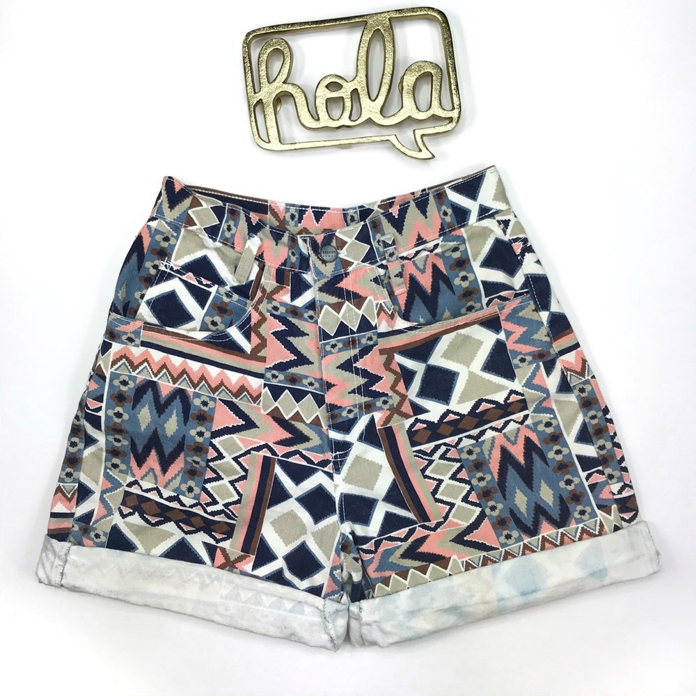 Vintage Breakers Southwestern Print High Rise Shorts W 26.5”